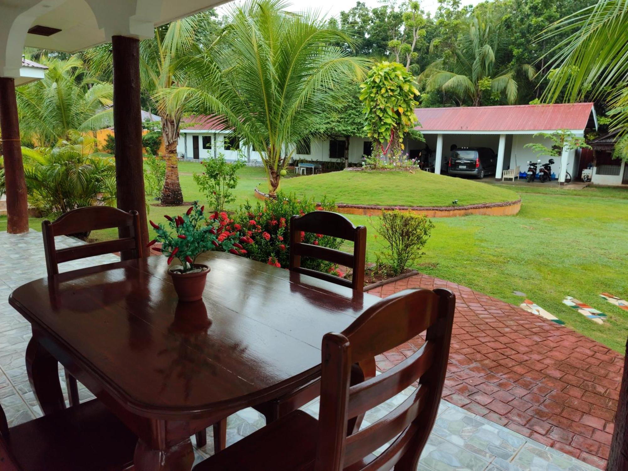 E&N Paradise Island Resort Siquijor Chambre photo