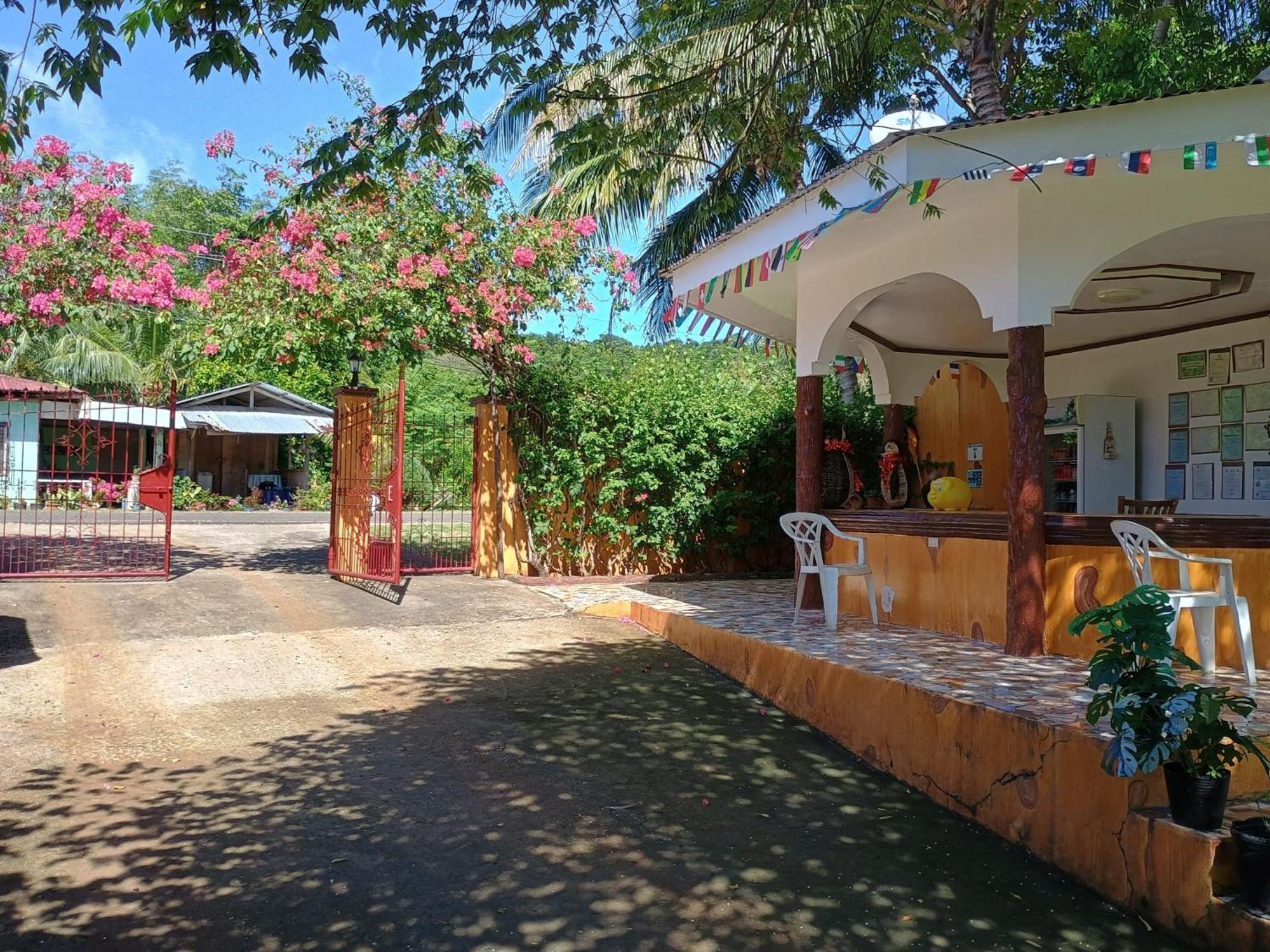 E&N Paradise Island Resort Siquijor Extérieur photo